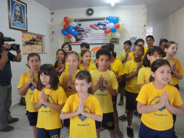 LBV distribui kits pedagógicos para crianças sorocabanas