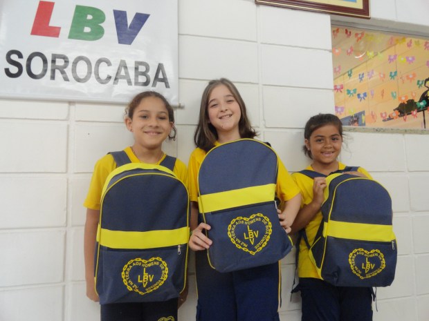 LBV distribui kits pedagógicos para crianças sorocabanas