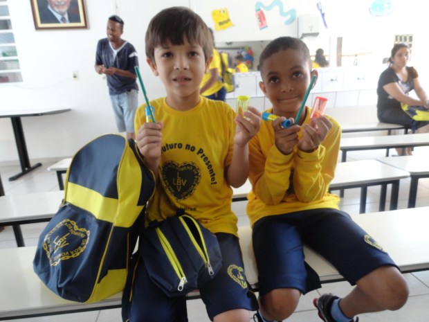 LBV distribui kits pedagógicos para crianças sorocabanas