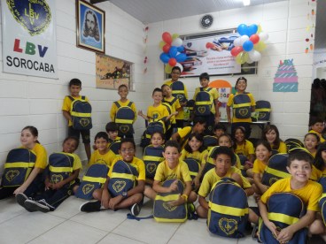 LBV distribui kits pedagógicos para crianças sorocabanas